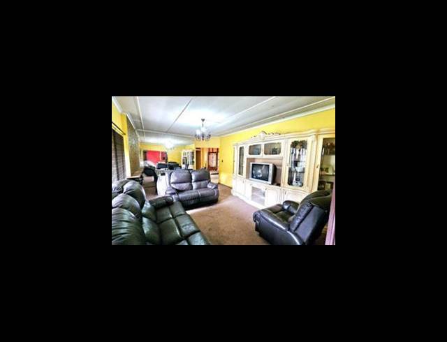 3 BEDROOM HOUSE FOR SALE IN VANDERBIJLPARK SW 1